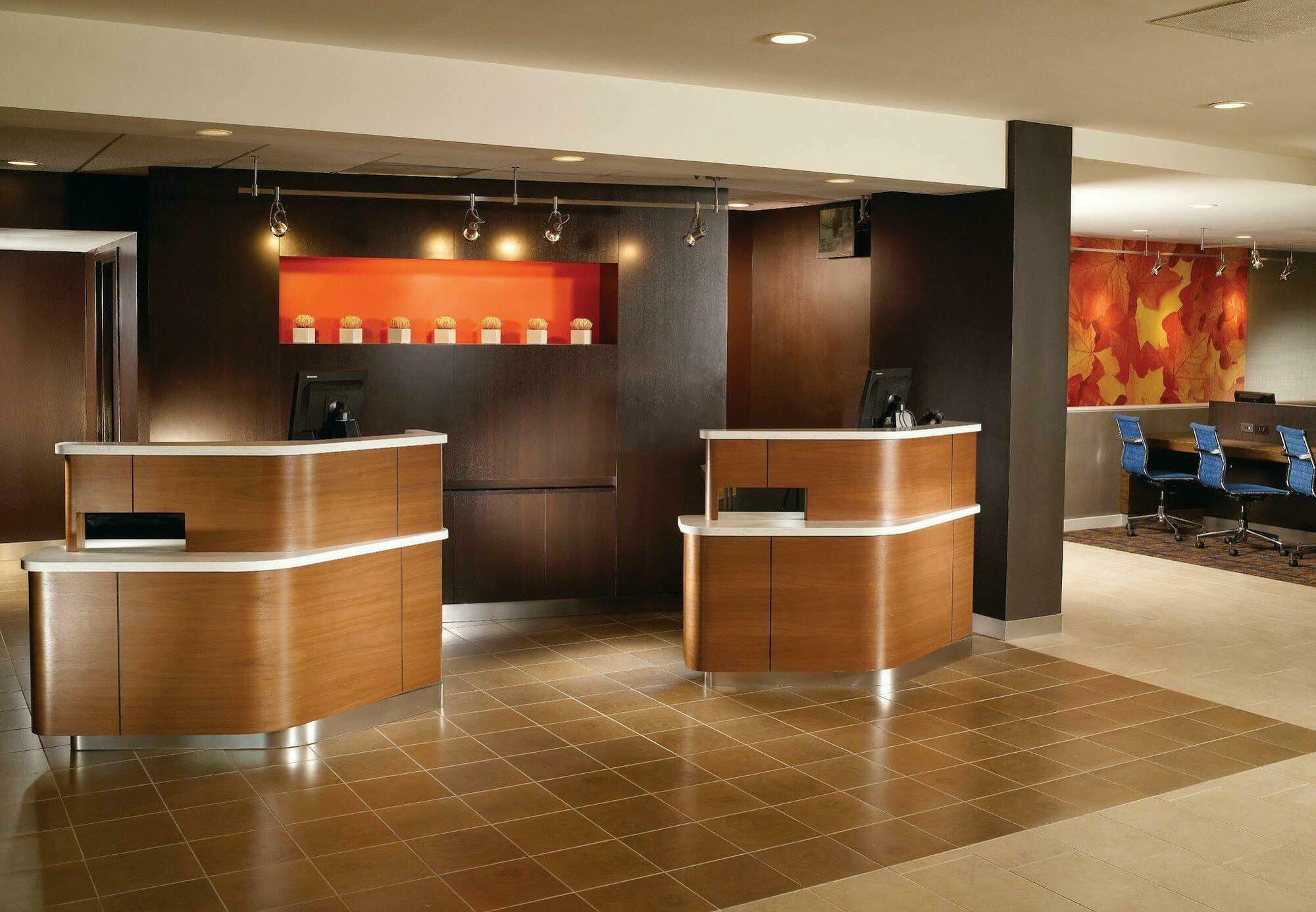 Hotel Courtyard By Marriott Atlanta Executive Park/Emory Exteriér fotografie